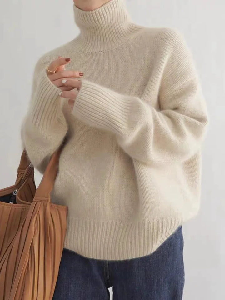 Maya - Soft Turtleneck Sweater